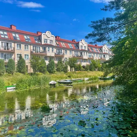 Nowoczesny Apartament Z Widokiem Na Rzeke I Jezioro Elk Exterior photo