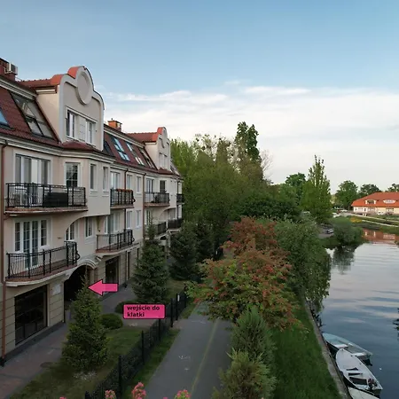 Nowoczesny Apartament Z Widokiem Na Rzeke I Jezioro Elk Exterior photo