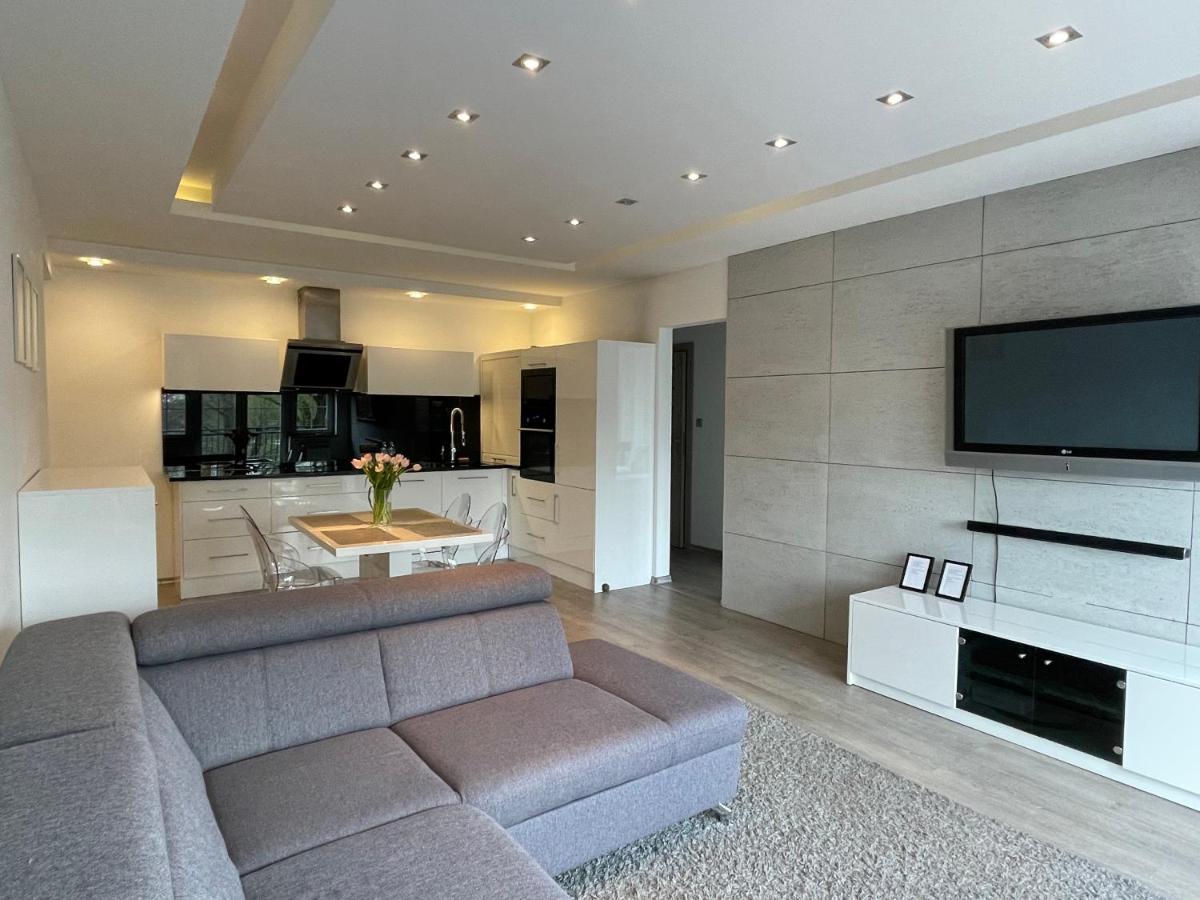 Apartment Nowoczesny Z Widokiem Na Rzeke I Jezioro Elk